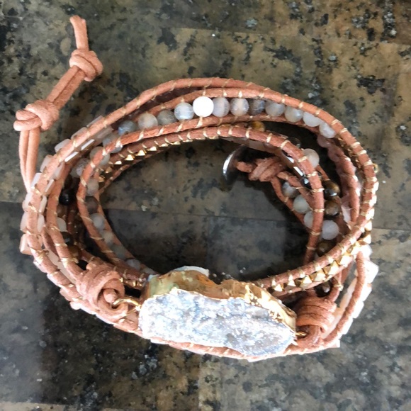 Sold out - wrap bracelet with gold plated geode - Picture 4 of 6